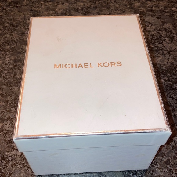 Micheal Kors Fur Pom Pom